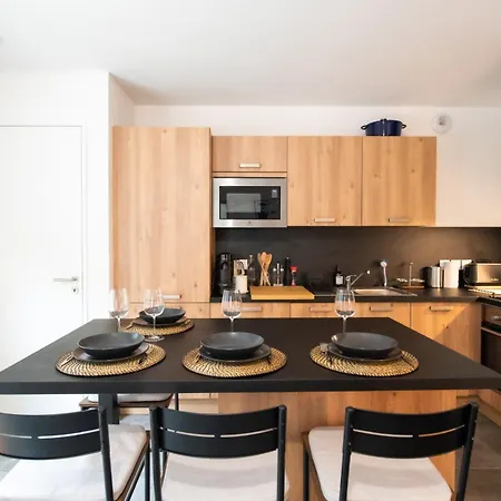 Apartment Le Cosmo - Premium Apartment W/ Terrace- Part Dieu Lyon