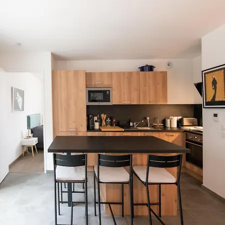 Apartment Le Cosmo - Premium Apartment W/ Terrace- Part Dieu *