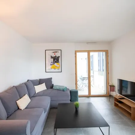 Apartment Le Cosmo - Premium Apartment W/ Terrace- Part Dieu *